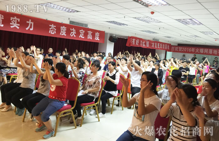 掌聲會遲到,但永遠(yuǎn)不會缺席