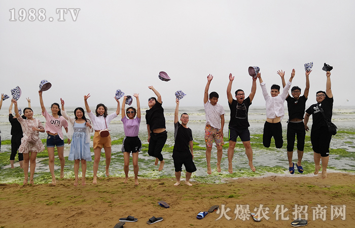 暢游青島--體驗(yàn)海邊樂(lè)趣